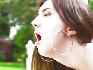 Ich zeig dir deine Stiefschwester Doggystyle und du fickst deine geile Fotze