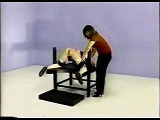 Mit Toys in den Arsch gefickt