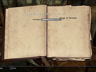 Sklavin mit dicken Titten wird geleckt und gefickt