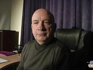 Junge Studentin fickt mit ihrem älteren Lehrer